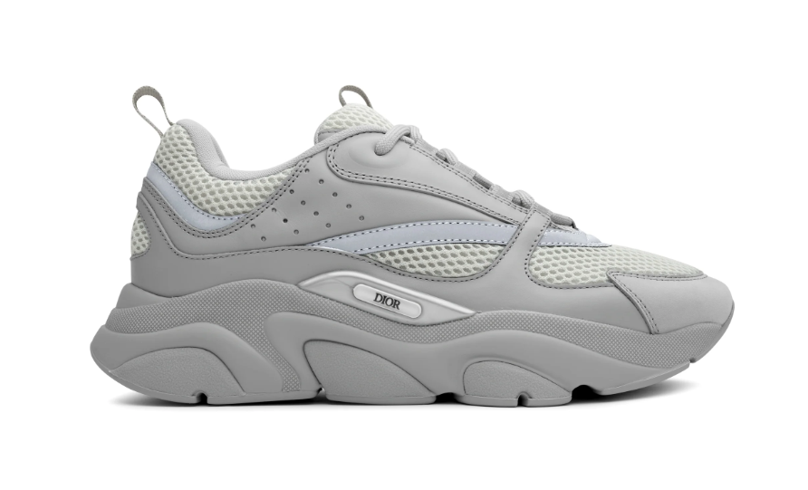 B22 Sneakers