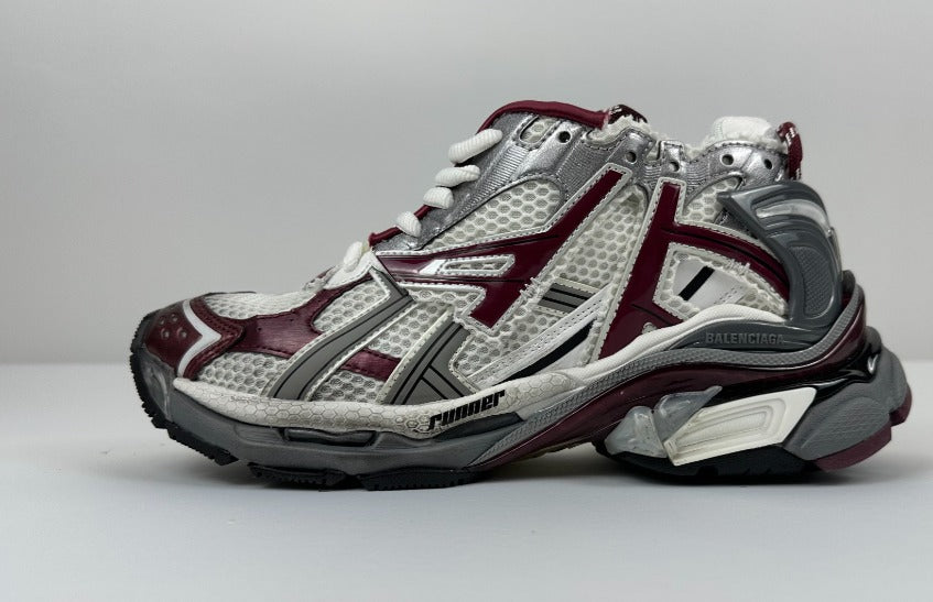 Runner Sneakers